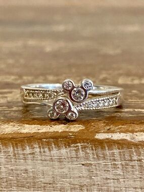 Sterling Silver 925 Disney Mickey Mouse Ring Clear Gem Size 8